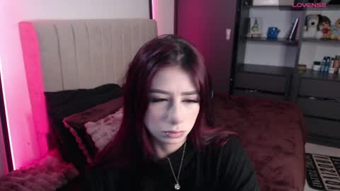 Snapshot of your_rosalie chatting on April 26, 2026, 5:05 am your_rosalie online show from April 26, 2026, 5:05 am
