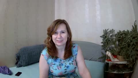 your_starsun online show from February 2, 2025, 8:41 pm