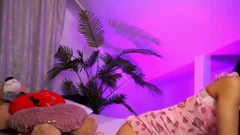 TenderSin online show from June 1, 2026, 1:29 am