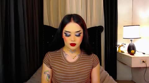 kim online show from December 15, 2025, 4:50 am