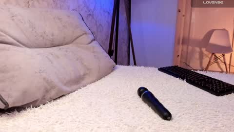 Snapshot of yourbabynatalie chatting on January 7, 2025, 6:05 am Natalie 20yo  PVT IS OPEN -- LUSH IS ON online show from January 7, 2025, 6:05 am