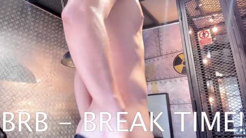 YOURBOYNEXTDOOR online show from January 5, 2025, 7:28 pm