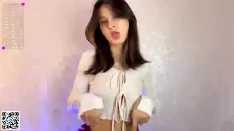 Snapshot of youremilia_ chatting on March 3, 2026, 9:15 am Emilia online show from March 3, 2026, 9:15 am