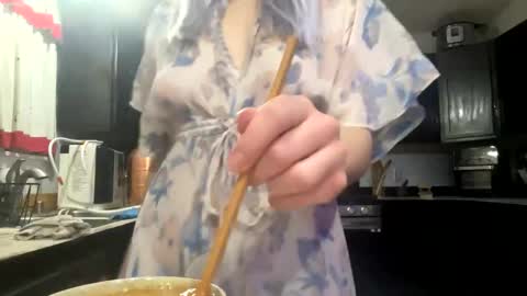 Snapshot of yourfriendlypsychopaths chatting on January 19, 2025, 5:48 am Scarlet Bunny online show from January 19, 2025, 5:48 am