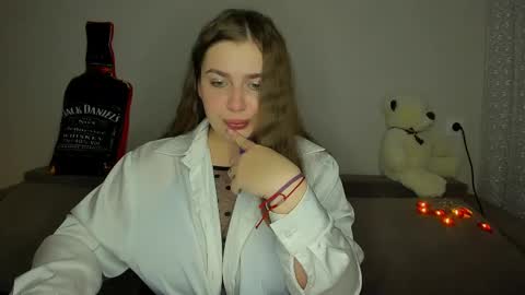 Snapshot of yourgem__ chatting on February 24, 2025, 8:14 pm yourgem__ online show from February 24, 2025, 8:14 pm