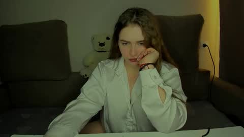 yourgem__ online show from March 29, 2026, 2:06 pm