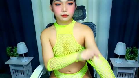 Snapshot of yourgirlzachary chatting on December 3, 2025, 3:54 pm Goddess Yoshi online show from December 3, 2025, 3:54 pm