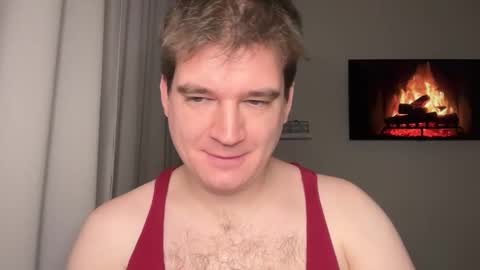 Snapshot of yourhairybuddy chatting on January 11, 2026, 8:14 pm Andrey online show from January 11, 2026, 8:14 pm