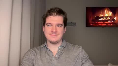 Snapshot of yourhairybuddy chatting on February 15, 2026, 8:27 pm Andrey online show from February 15, 2026, 8:27 pm