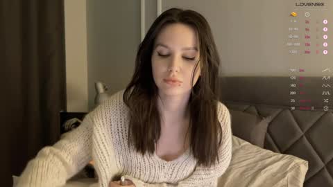 Snapshot of yourher0in chatting on December 29, 2024, 3:13 pm Aida online show from December 29, 2024, 3:13 pm