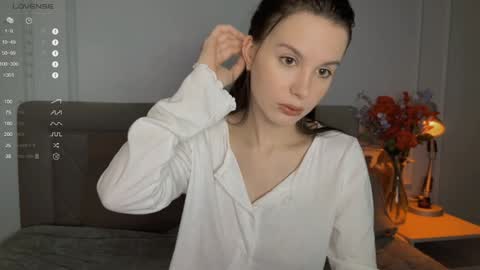 Snapshot of yourher0in chatting on February 2, 2025, 11:30 am Aida online show from February 2, 2025, 11:30 am