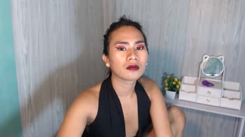 Mauie  online show from February 28, 2025, 10:50 pm