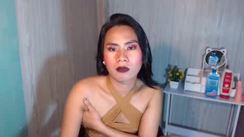 Mauie  online show from March 9, 2025, 9:36 pm