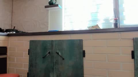 Jacky online show from April 6, 2026, 4:43 am