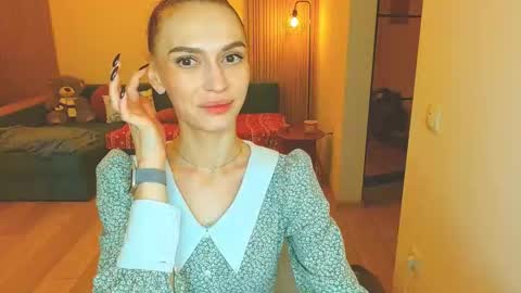 Ksyusha online show from December 18, 2025, 7:47 am