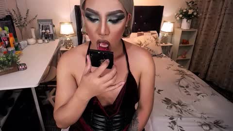 --               online show from December 14, 2025, 4:12 pm