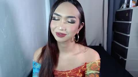 yourlovebella88 online show from March 4, 2025, 2:53 pm