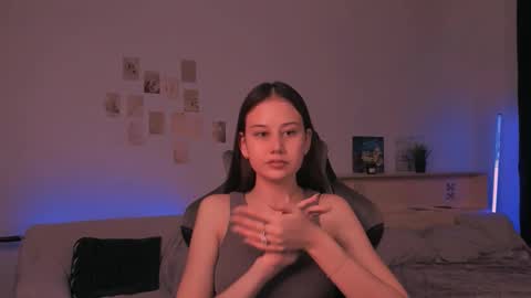 Nikol online show from October 22, 2025, 1:00 pm