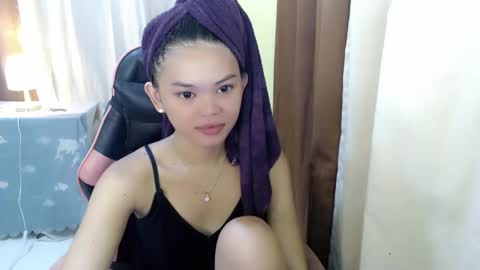 Snapshot of yourlovelytranspinay chatting on January 21, 2025, 1:18 am your lovely Dina online show from January 21, 2025, 1:18 am