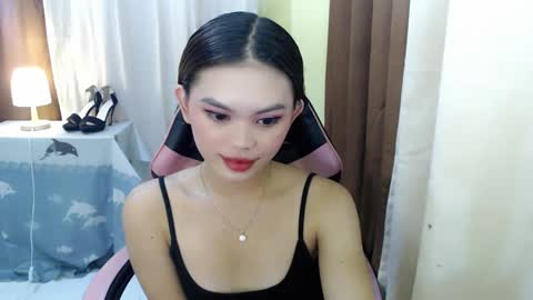 Snapshot of yourlovelytranspinay chatting on January 31, 2025, 1:33 am your lovely Dina online show from January 31, 2025, 1:33 am