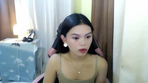 Snapshot of yourlovelytranspinay chatting on February 5, 2025, 1:04 am your lovely Dina online show from February 5, 2025, 1:04 am