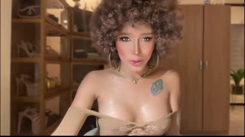 Pearl online show from November 22, 2025, 12:15 pm