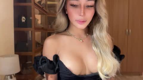 Snapshot of yourlovingpearlita1000 chatting on February 21, 2026, 12:28 pm Pearl online show from February 21, 2026, 12:28 pm