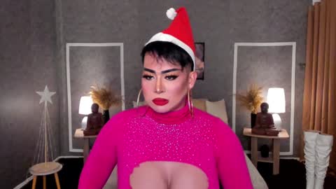 Snapshot of yourmassivecockcummer chatting on December 25, 2024, 9:22 pm Carla online show from December 25, 2024, 9:22 pm