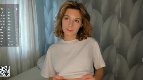 Snapshot of yourmuseee chatting on February 18, 2026, 11:50 am Sonya online show from February 18, 2026, 11:50 am