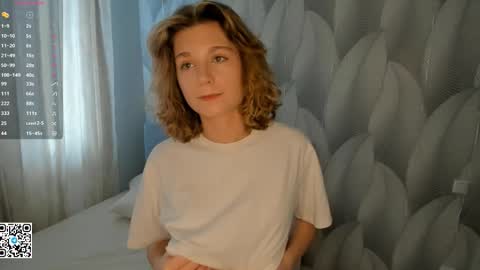 Snapshot of yourmuseee chatting on February 25, 2026, 10:25 am Sonya online show from February 25, 2026, 10:25 am