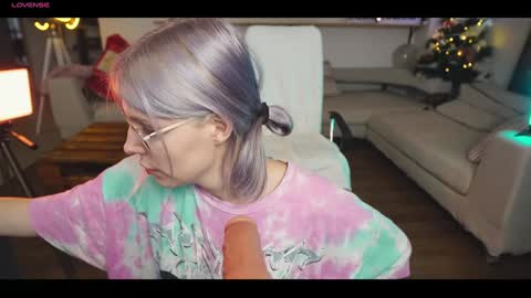 Snapshot of yourprettykate_ chatting on December 13, 2024, 8:09 am online show from December 13, 2024, 8:09 am