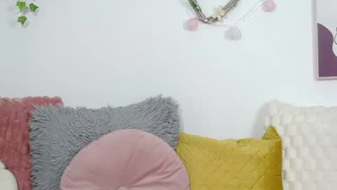 Snapshot of yours_goddess chatting on June 11, 2026, 6:00 am yours_goddess online show from June 11, 2026, 6:00 am