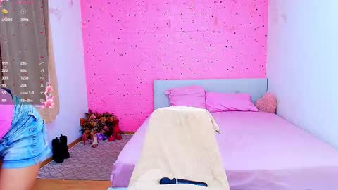      online show from September 23, 2025, 4:54 pm