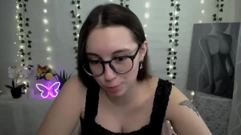 Happy online show from March 7, 2025, 10:13 am