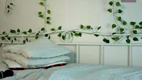 Snapshot of yourscarlettdoll chatting on May 7, 2026, 1:27 pm Scarlett online show from May 7, 2026, 1:27 pm