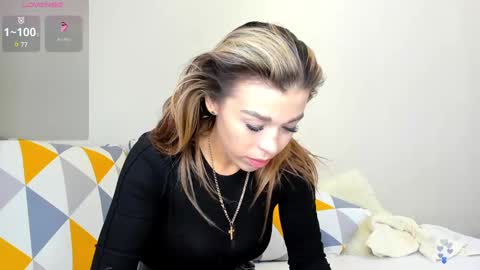 yoursoul_mila online show from February 8, 2025, 11:33 am