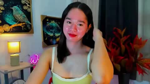 yourtinybunny online show from November 2, 2025, 4:09 pm