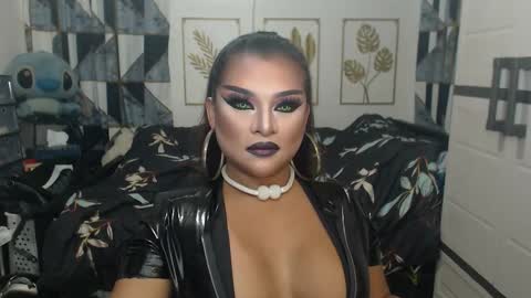 Snapshot of yourtrannyqueenxxx chatting on September 16, 2025, 11:06 pm Anastacia Grey  online show from September 16, 2025, 11:06 pm
