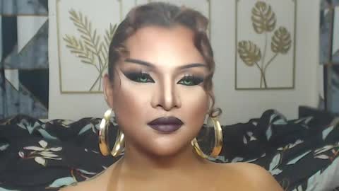 Snapshot of yourtrannyqueenxxx chatting on May 2, 2026, 11:43 pm Anastacia Grey online show from May 2, 2026, 11:43 pm