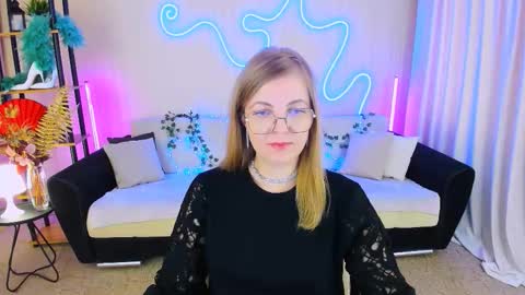 Alice online show from September 19, 2025, 9:43 am