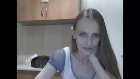 Snapshot of youur_light chatting on May 8, 2026, 6:13 pm Youur light online show from May 8, 2026, 6:13 pm