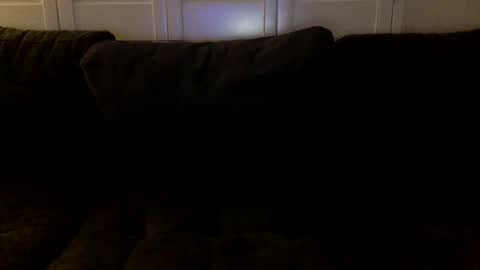 yque online show from October 19, 2025, 6:25 am