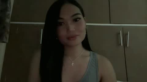 Snapshot of yrdrmgrl_jennie26 chatting on December 1, 2025, 12:21 pm yrdrmgrl_jennie26 online show from December 1, 2025, 12:21 pm