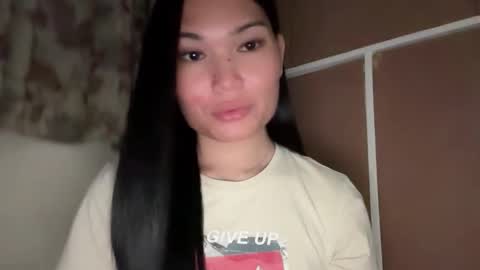 yrdrmgrl_jennie26 online show from February 7, 2026, 6:11 pm