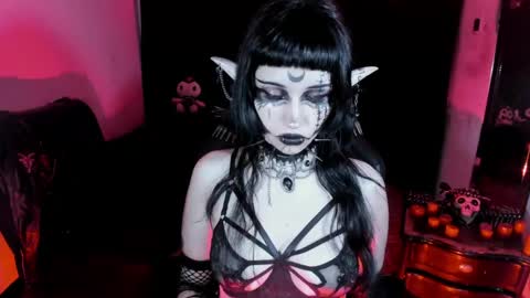 Snapshot of yueeclipsa chatting on May 24, 2026, 5:34 am Yue Eclipsa online show from May 24, 2026, 5:34 am