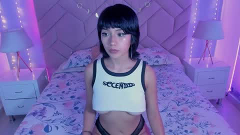 Yui LIn online show from March 11, 2025, 8:20 pm