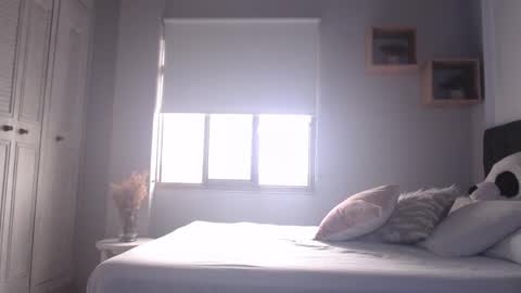 yulian_vasquez online show from February 24, 2025, 12:05 pm