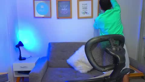 yulian_vasquez online show from January 10, 2026, 12:51 pm