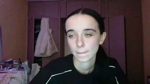 Yuliia online show from November 15, 2025, 12:34 pm