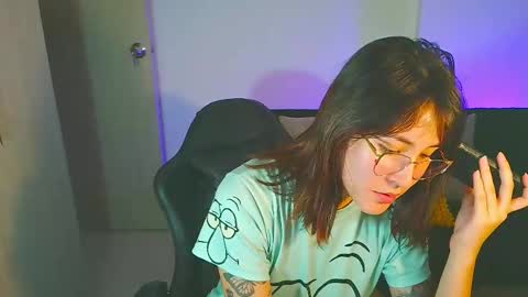 Yulienne online show from February 13, 2026, 1:45 am